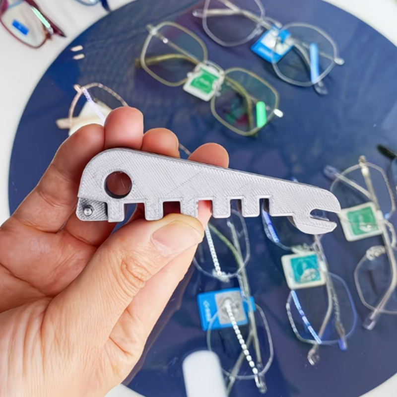 Multi Tool Plier - Chave de Ajuste Multifuncional para Óculos: